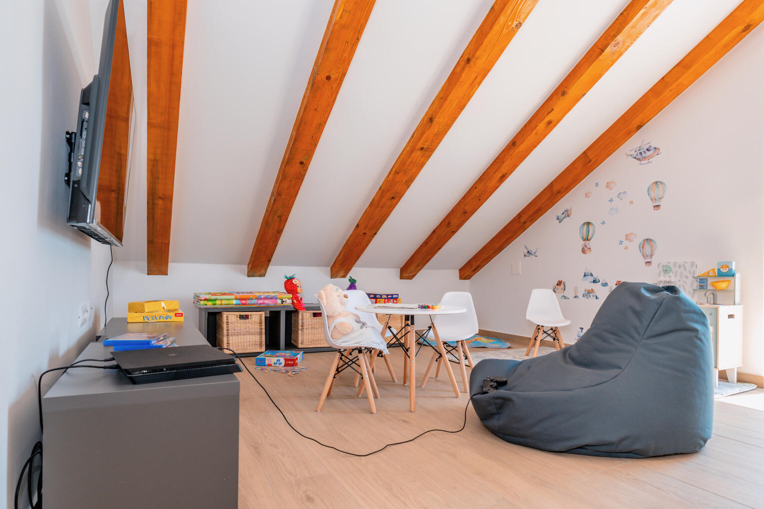 Kids play area